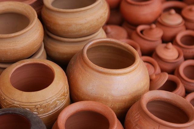 claypots-1323747_640